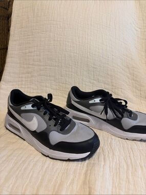 Nike Men's Air Max SC Shoes in the Black/White-Iron Grey-Blue  size 11
